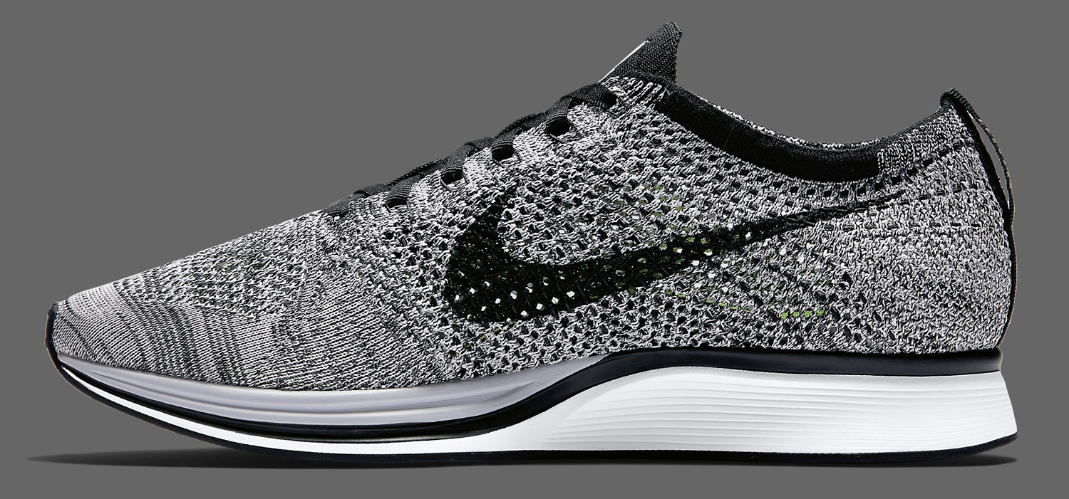 nike flyknit racer oreo