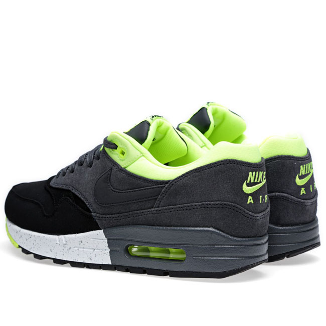 Nike Air Max 1 Premium in Black Anthracite Volt Complex