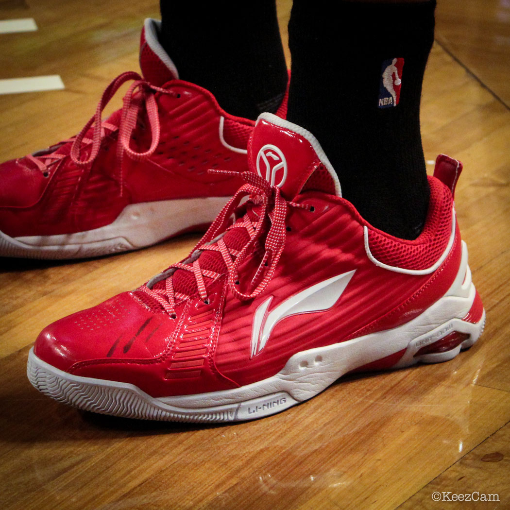 Sole Watch // Up Close At MSG for Nets vs 76ers - Evan Turner wearing Li-Ning Seek PE