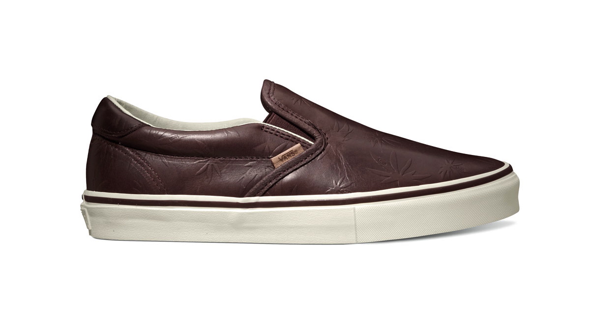 Vans vault cheap slip on leather