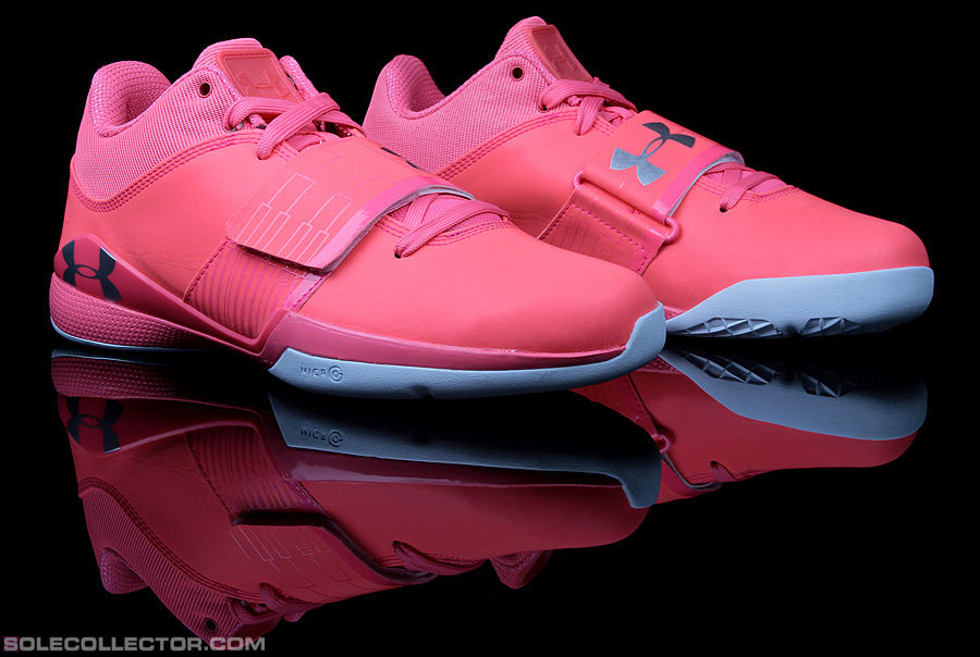 Under armour 2024 breast cancer sneakers