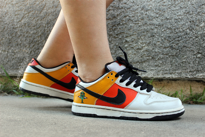 Nike SB Dunk Low Rayguns