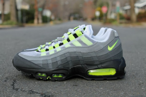 【低価高品質】NIKE AIR MAX 95 OG NEON YELLOW 2020 28cm スニーカー