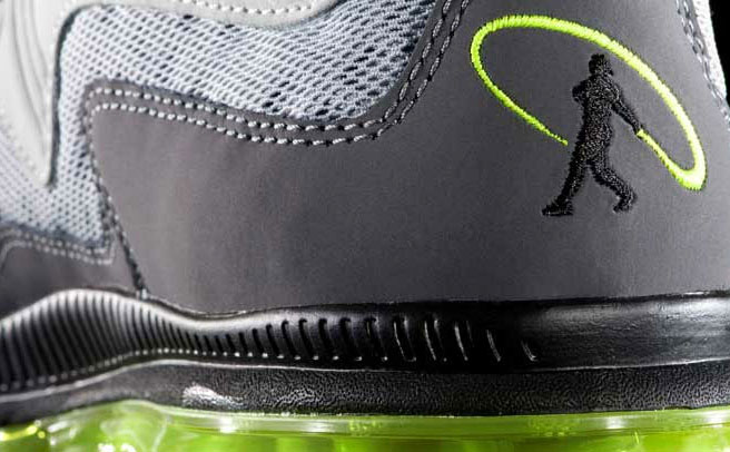 The Greatest Signature Sneaker Logos Of All Time - Ken Griffey's Nike Swingman