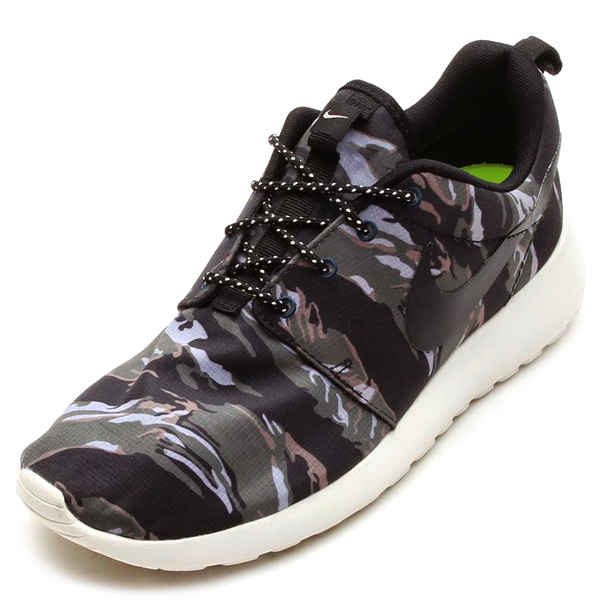 Roshe hotsell run camouflage