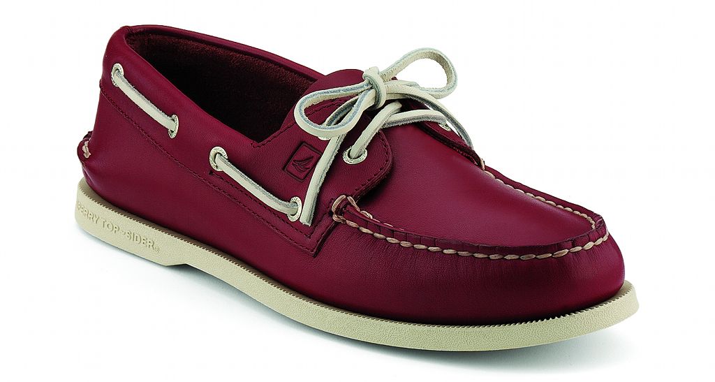 maroon sperrys