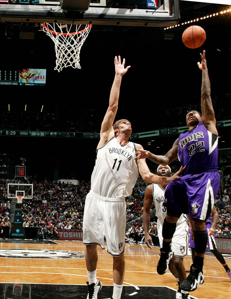 Isaiah Thomas Wears Reebok Kamikaze II 