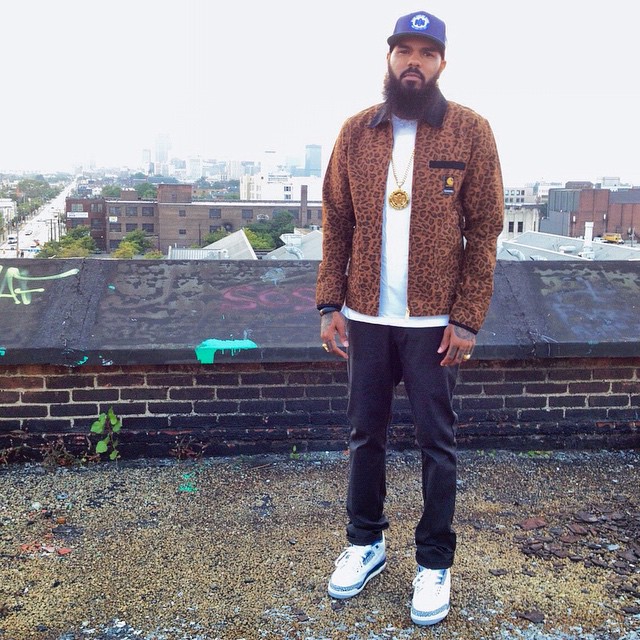 Stalley wearing Air Jordan III 3 Retro True Blue