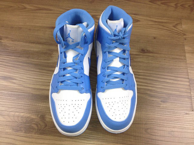 Air Jordan Retro I 1 UNC North Carolina 554724-106 (3)