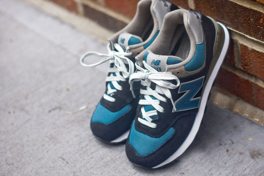 new balance 574 navy teal