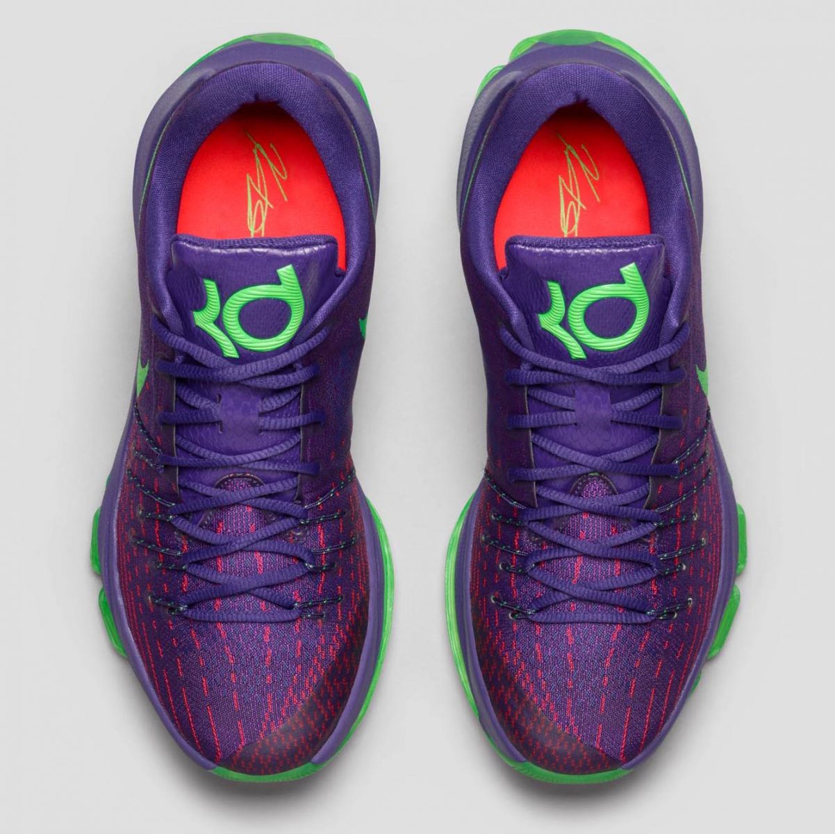 kd 8 suit