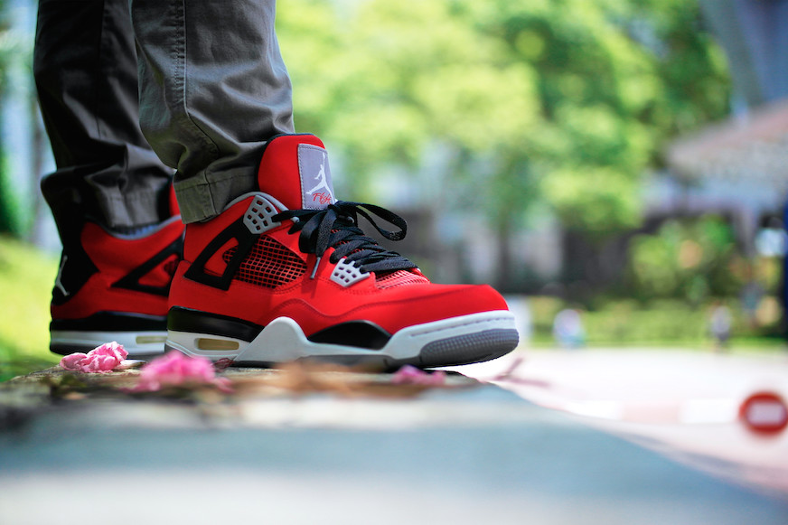 Air Jordan 4