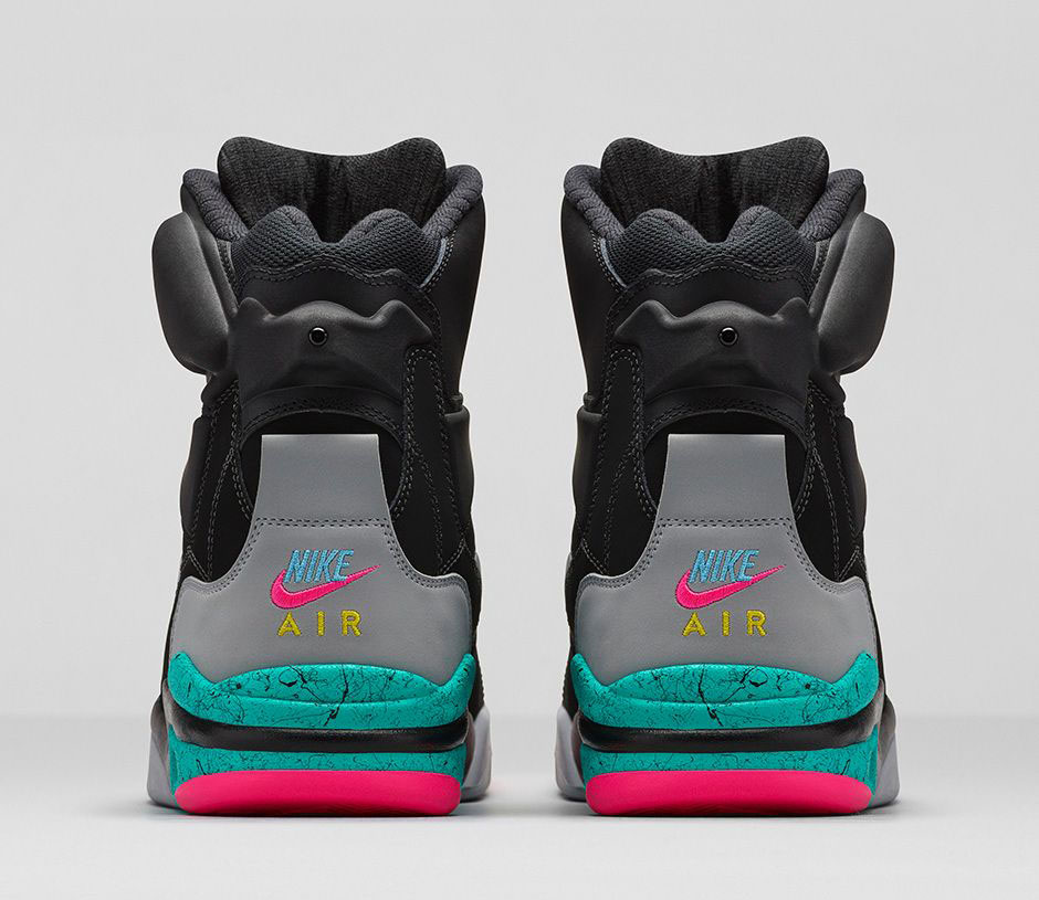 An Official Look at the 'Spurs' Air Command Force Sole Collector
