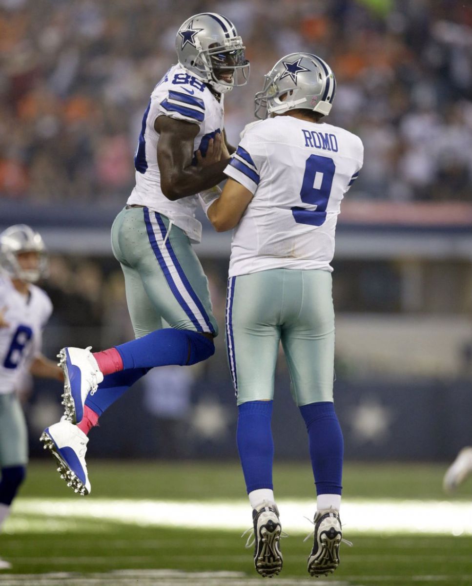 Dez Bryant Wears Air Jordan 12 Low 'Dallas Cowboys' PE Cleats