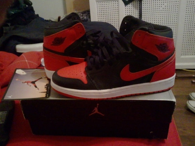 Spotlight // Pickups of the Week 12.8.12 - Air Jordan I 1 Black Red '01 by xthirst