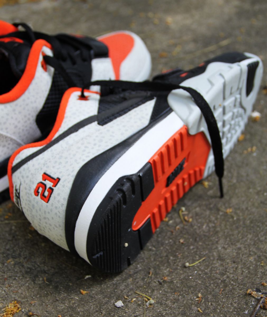 Nike Air Trainer 2 Premium QS 'Barry Sanders' | Sole Collector