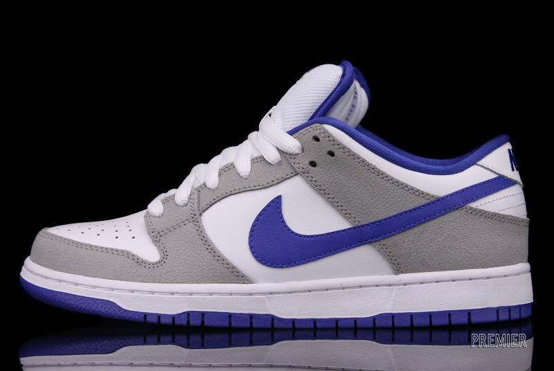 nike sb dunk silver