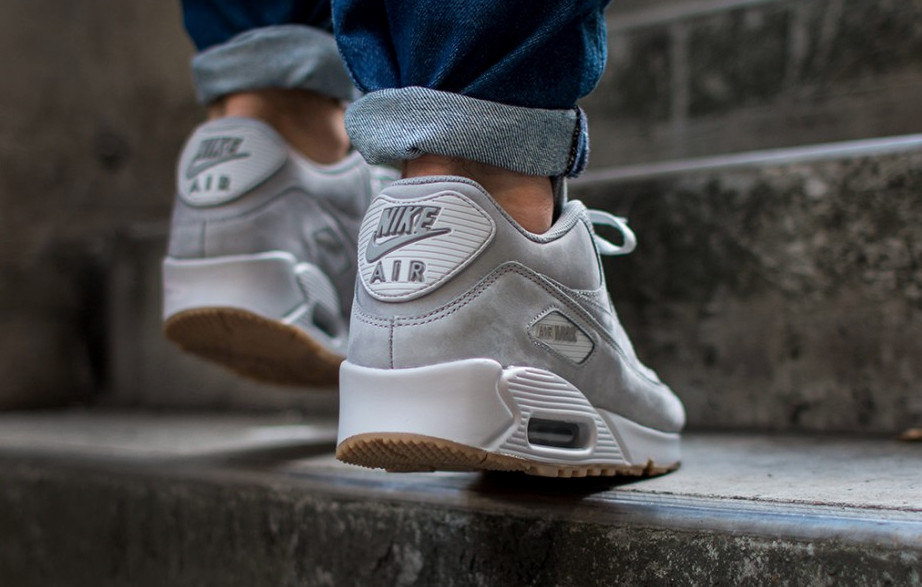 air max 90 grey gum