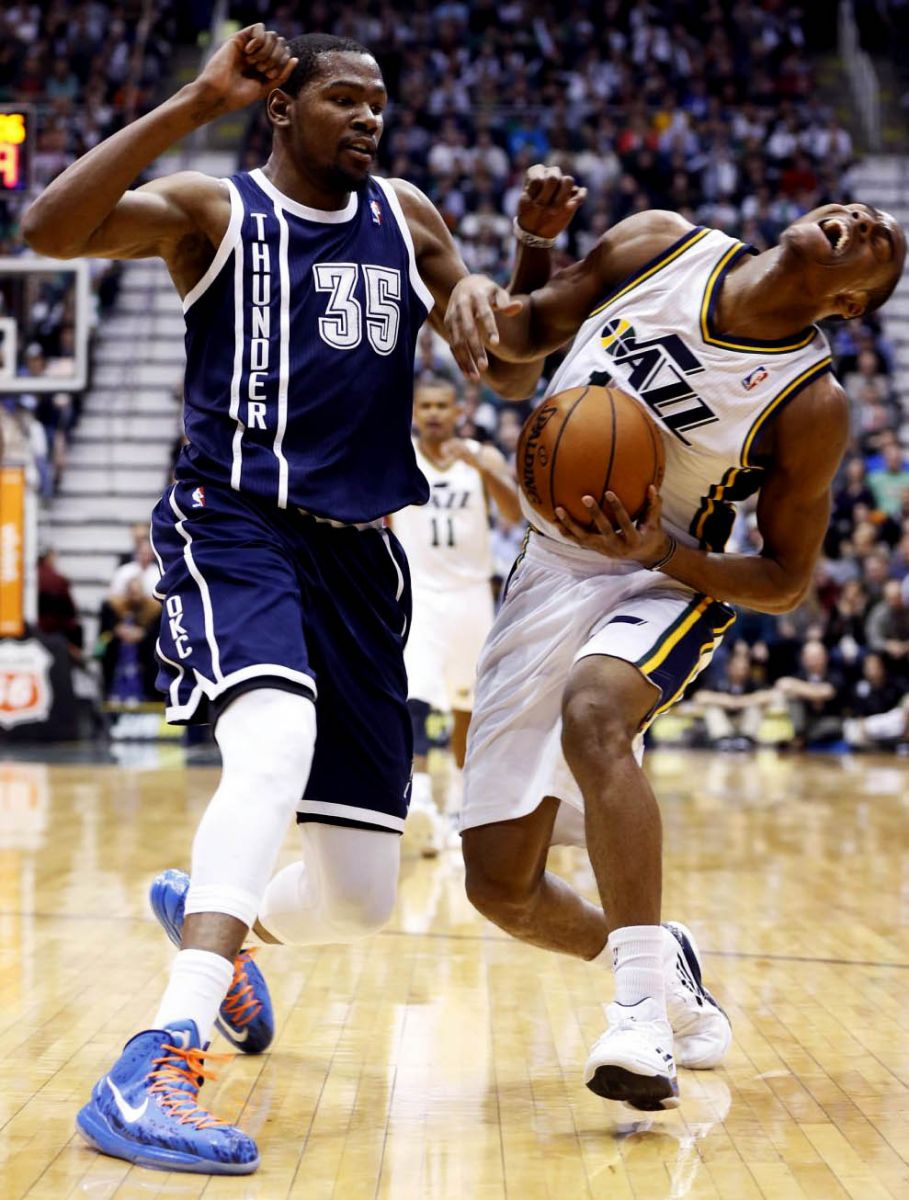 kevin durant wearing kd 11