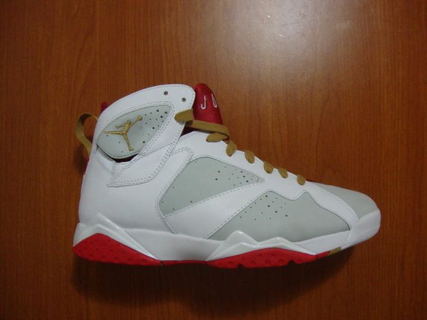 year of the rabbit retro 7