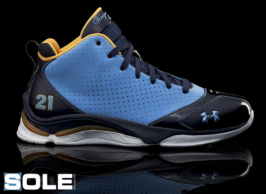 Zapatos under armour shop greivis vasquez wife