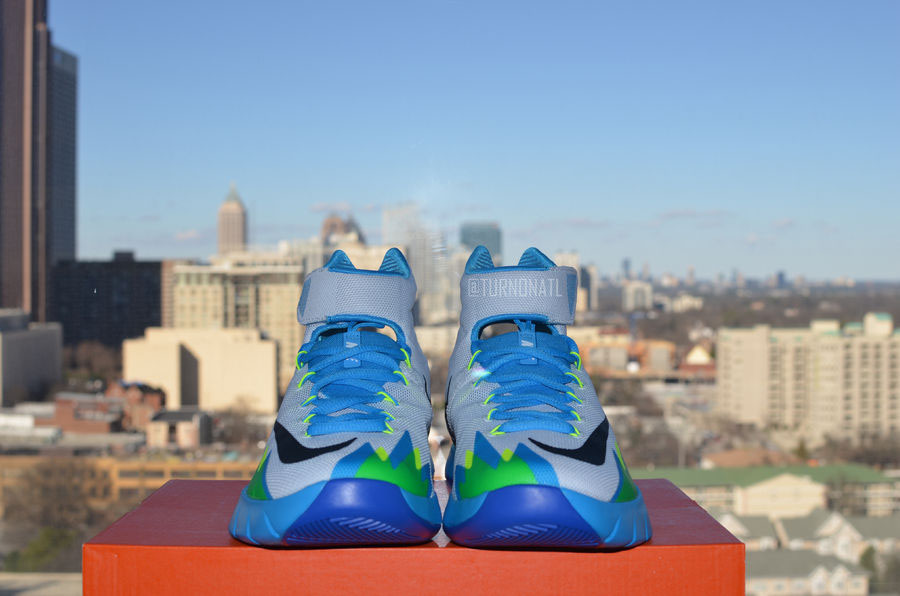 Nike HyperRev White/Vivid Blue (1)