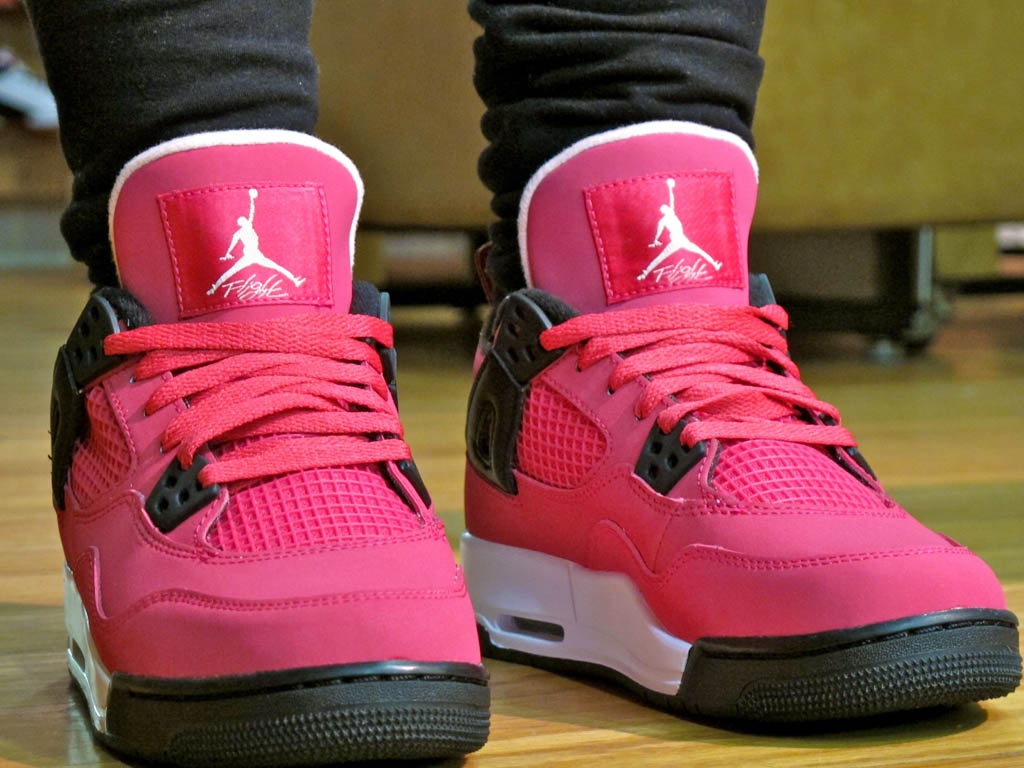 Air Jordan Retro 4 GS - Voltage Cherry 