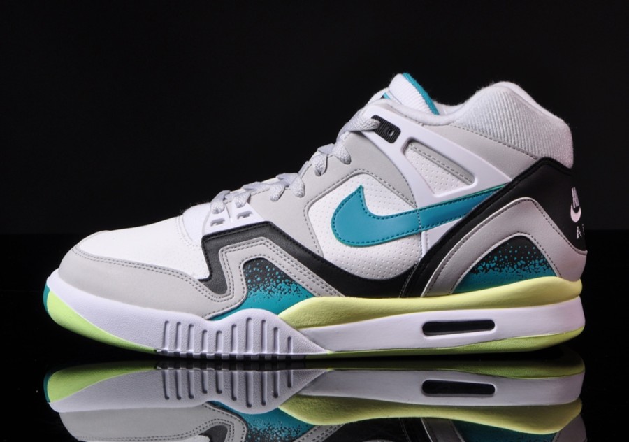 nike air tech challenge 2 turbo green