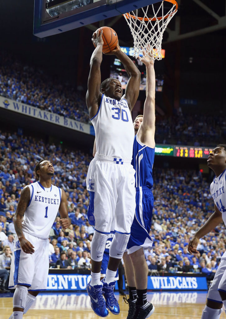 Julius Randle Makes Kentucky Debut in Nike LeBron 11 PE (3)