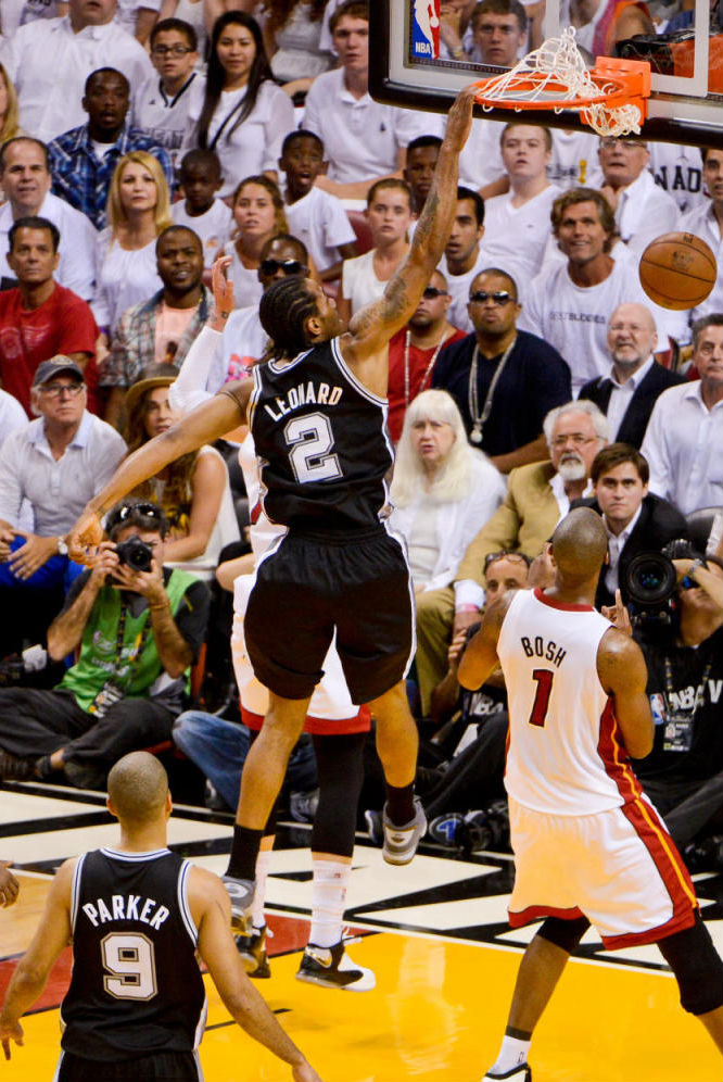 Kawhi Leonard Posterizes Mike Miller In Nike Air Force Max 2013 (4)