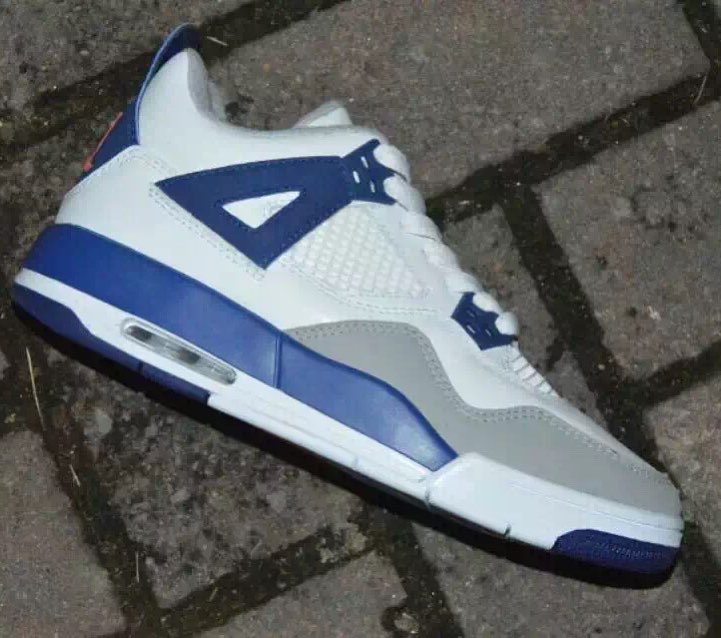 Air Jordan 4 White Orange Blue Sole Collector