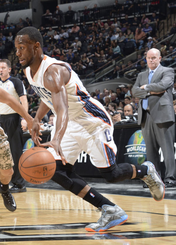 Kemba Walker wearing Under Armour Anatomix Spawn Grey PE