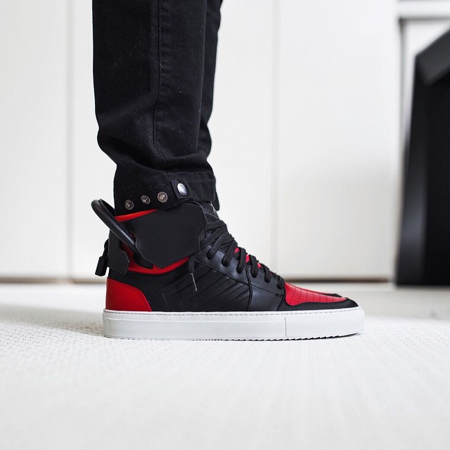 Ronnie Fieg x Buscemi 110mm Bred (1)