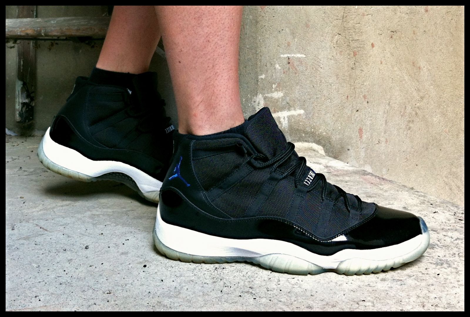 air jordan 11 space jam 2009