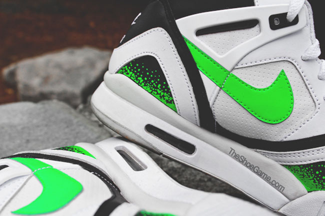 nike air tech challenge 2 poison green