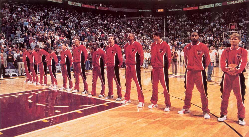 Michael Jordan wearing Air Jordan XI 11 Concord (16)