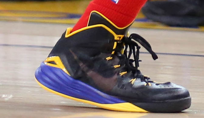 Klay Thompson wearing Nike Hyperdunk 2014 PE (2)