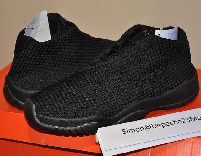 jordan futures all black