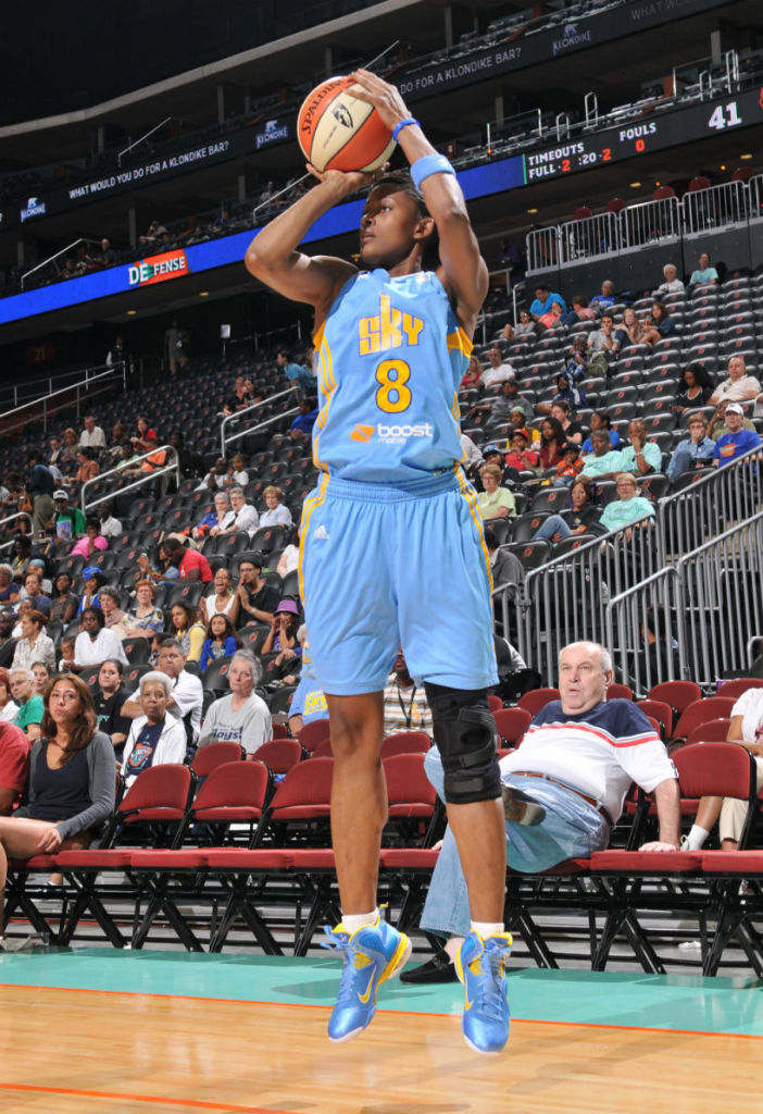 Nike LeBron IX 9 Swin Cash Chicago Sky PE (12)