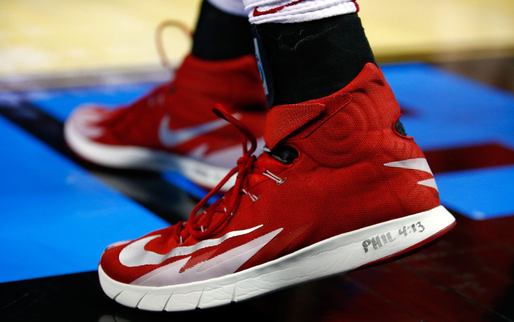 Aaron Craft wearing Nike Zoom HyperRev