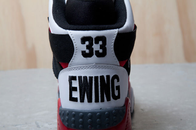 Ewing Focus White Red Black (3)