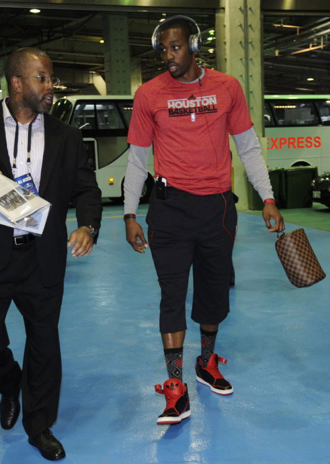 Dwight Howard wearing adidas Originals AR 3.0