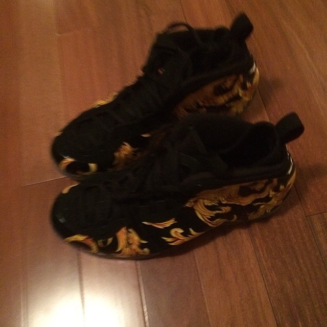 J.R. Smith Picks Up Supreme x Nike Air Foamposite One Black