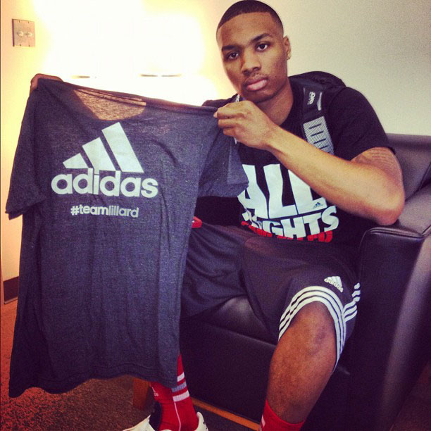 damian lillard shirt adidas