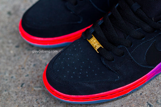 Nike cheap dunk bhm