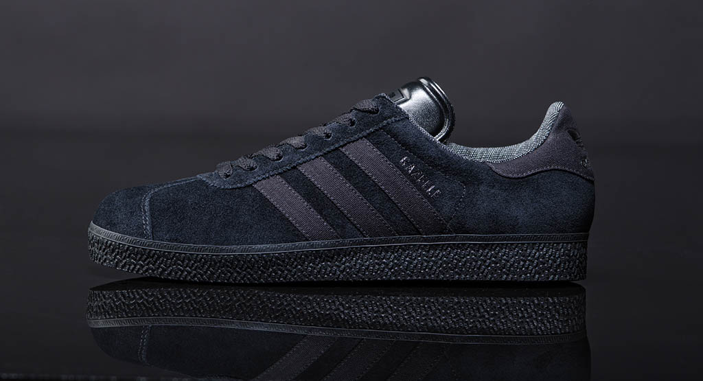 adidas gazelle black sole