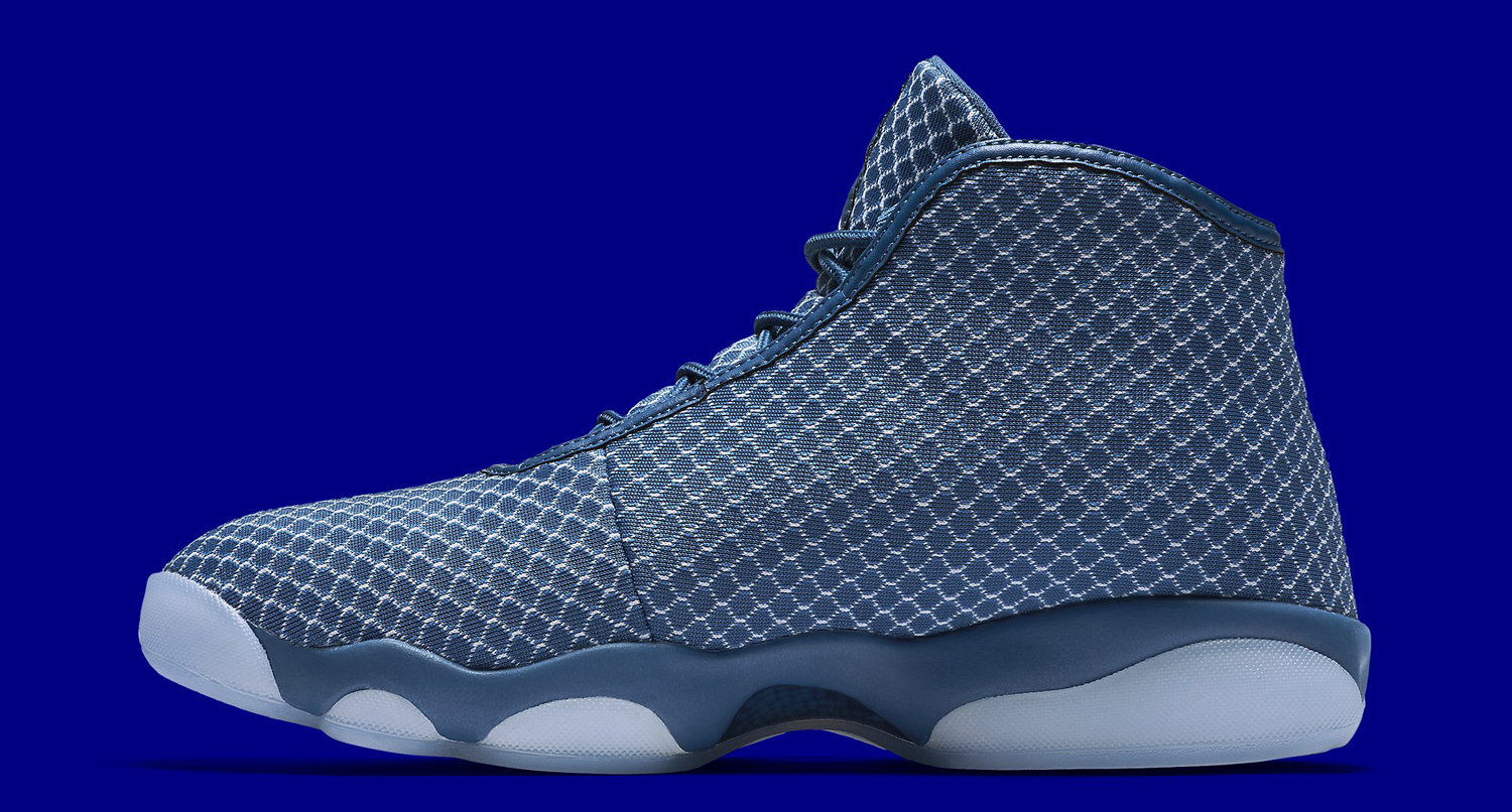 jordan horizon navy blue