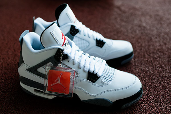 Air Jordan 4 IV Cement 308497-103 Family (2)