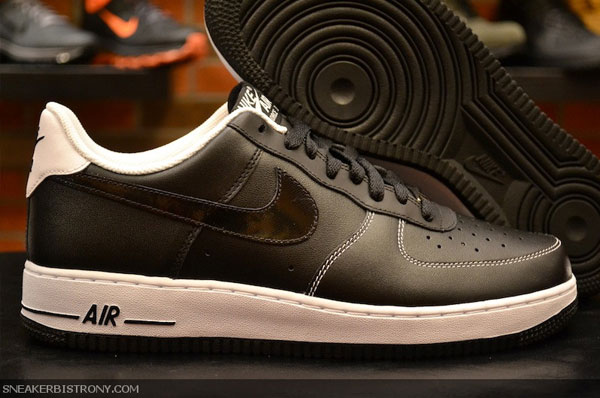 Nike Air Force 1 Low - Black/White | Complex