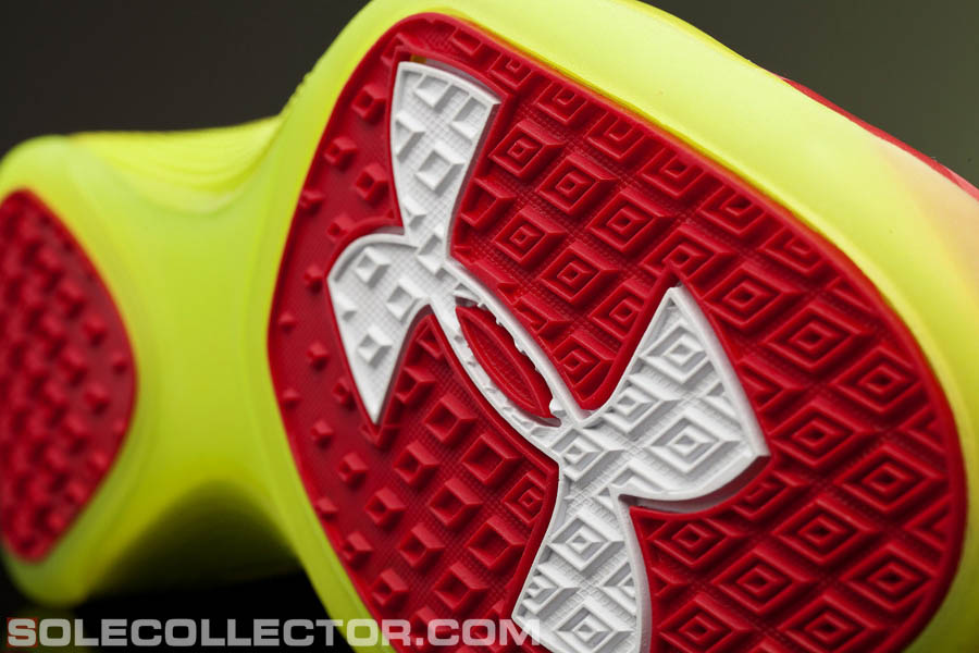 Under Armour Juke Kemba Walker Christmas (2)